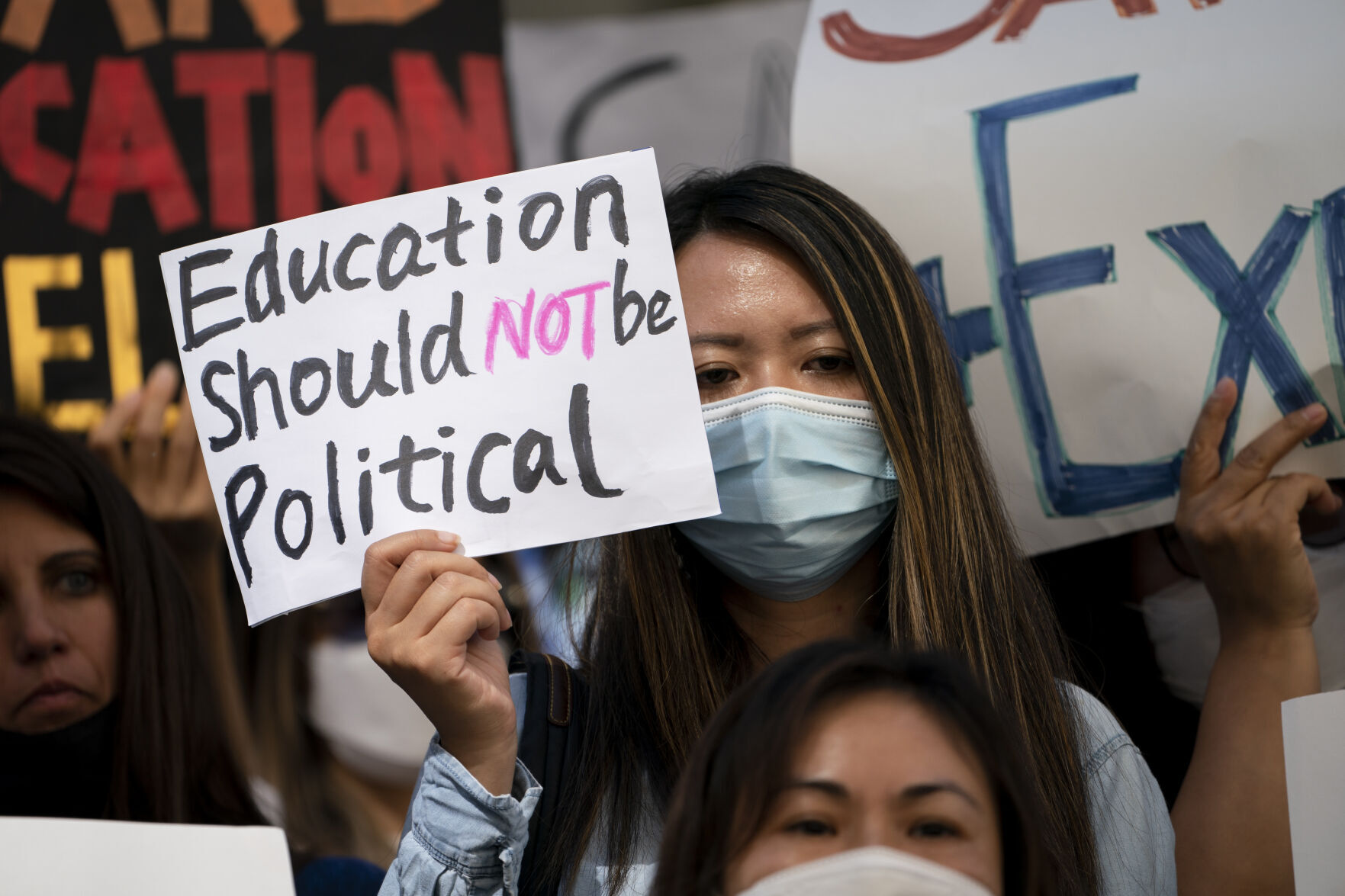 Does the federal government require gifted programs?